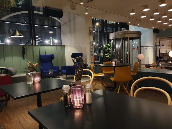 Restaurant EAST