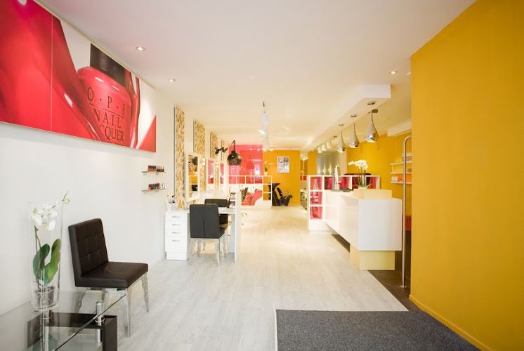 Salon Bella Brazil