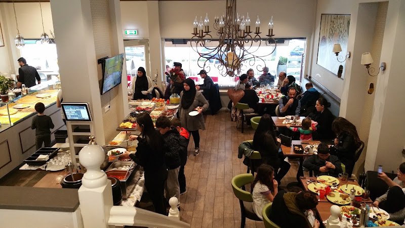 Şerifoğlu Café & Patisserie