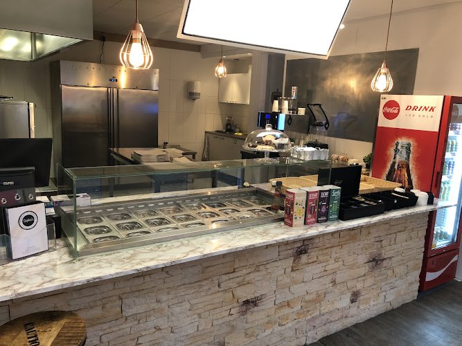 Sophia’s Sandwiches & Juices