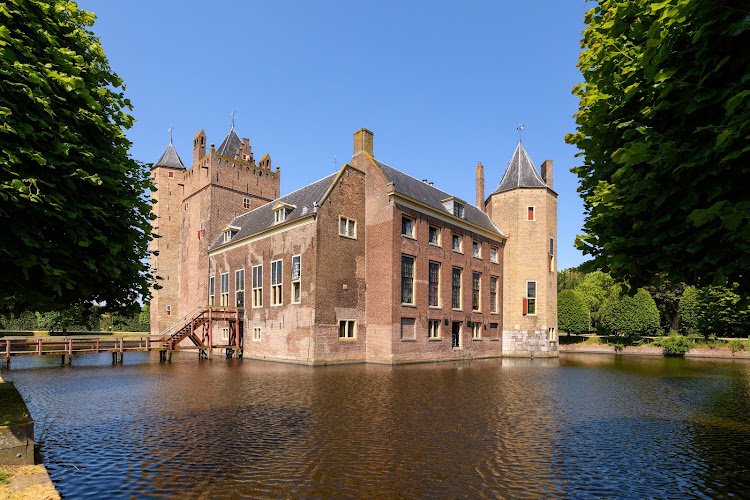 Stayokay Hostel Heemskerk (Slot Assumburg)