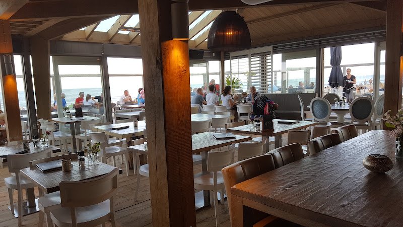 Strandpaviljoen Paal 17 Aan Zee