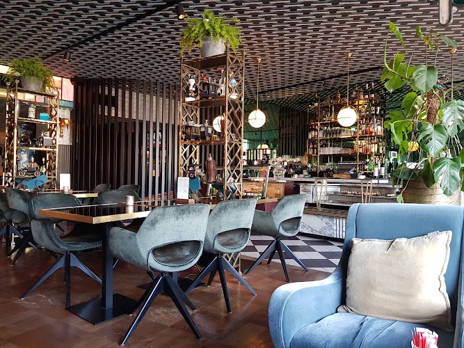 The Living Room, by Bodon