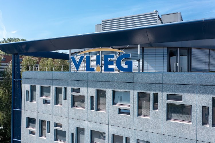 VLIEG Bedrijfsmakelaars