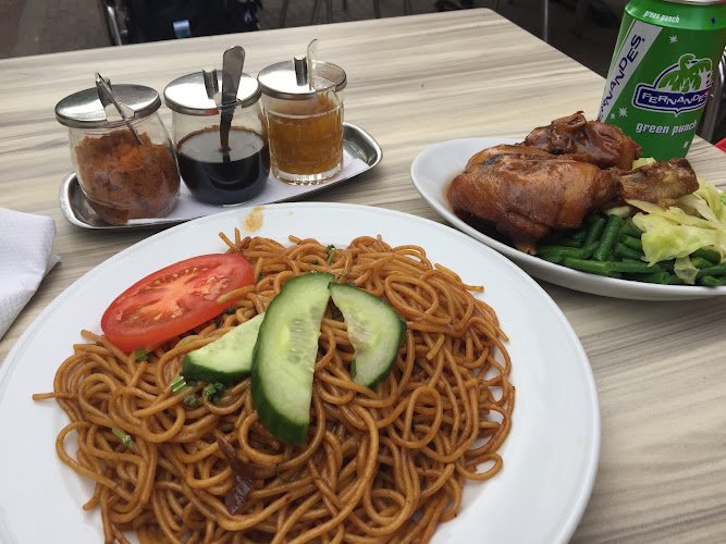 Warung Swietie Lelydorp