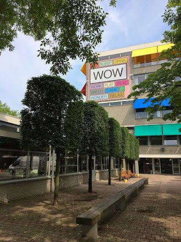 Wow Hostel