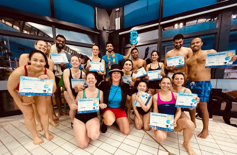 Your Personal Swim Coach Adult Swimming Lessons in Amsterdam | Friendship Sport Centre