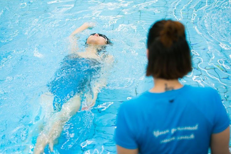 Your Personal Swim Coach Adult Swimming Lessons in Amsterdam | Sportfondsen Oost