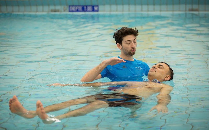 Your Personal Swim Coach Adult Swimming Lessons in Diemen | AGO
