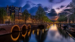 amsterdam dusk
