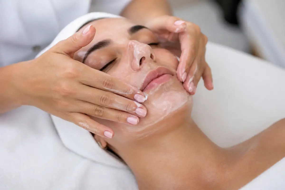 beauty-salons - close-up-of-ha_2