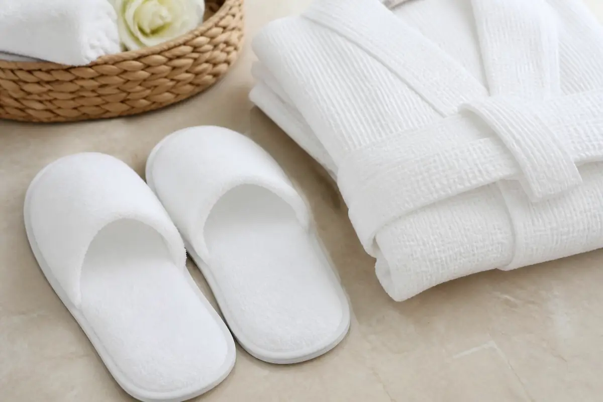 spas - close-up-of-plain-slipp