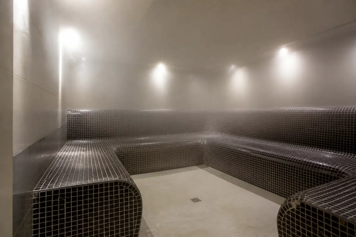 spas - steam-room-with-tiled-b