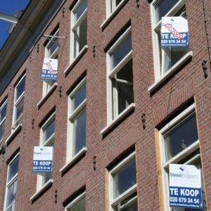 Appartementen te koop in de Pijp by aloxe, CC BY-SA 2.0, via Flickr