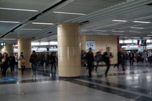 Crowd_in_Laojie_Station