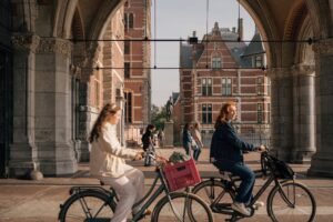 Bicycle accidents in Amsterdam rise by 20%