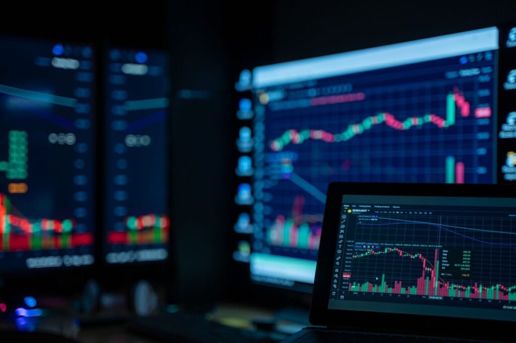 Dutch household stock investments surge to record high