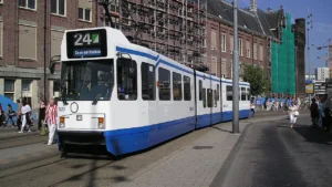 tram24