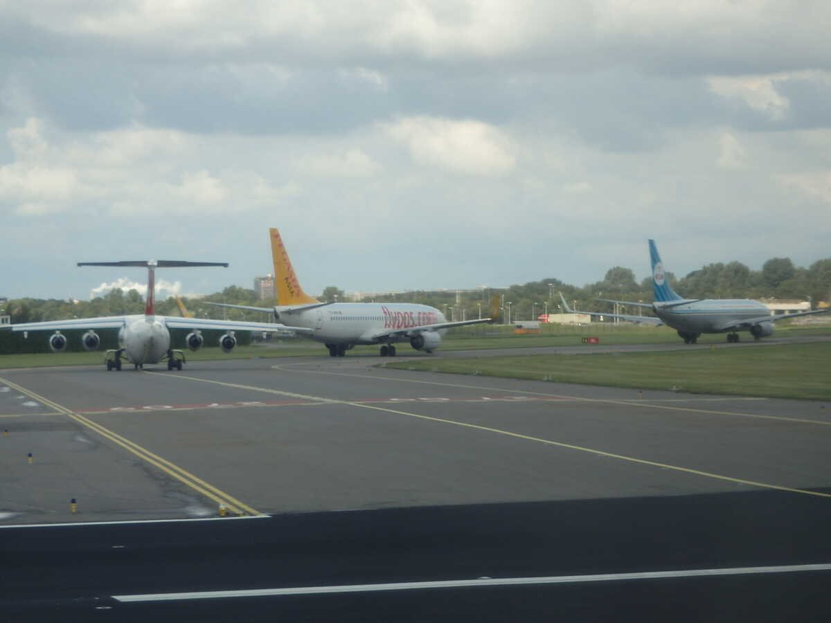 Parliament backs Schiphol cap of 478,000 flights a year