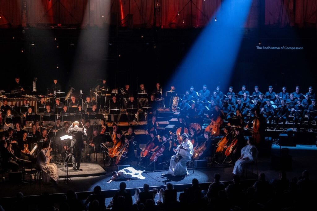 Luciano Berio’s Sinfonia inside the circular brick Gashouder