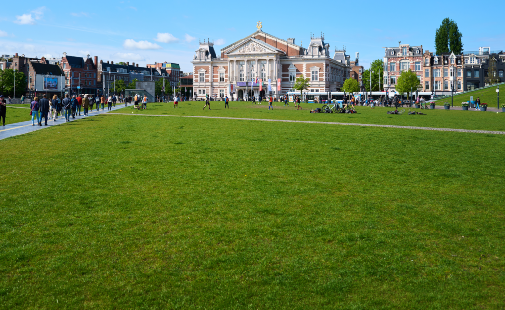 Zing-Cirkel Concertgebouw: gentle group singing for seniors and carers
