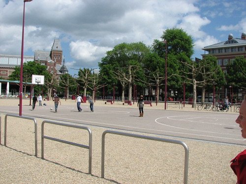 Tournament and court artwork opening at the Museumplein basketball court