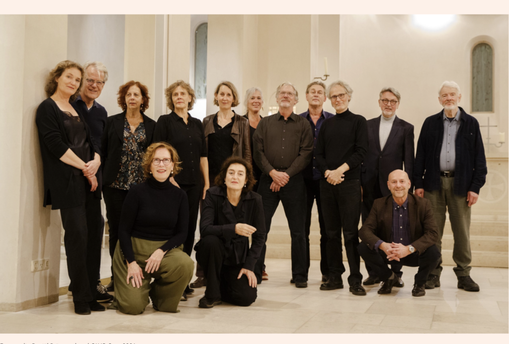 Classic French chansons sung live at Splendor