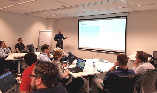 Build together at the final SNUG Hackathon