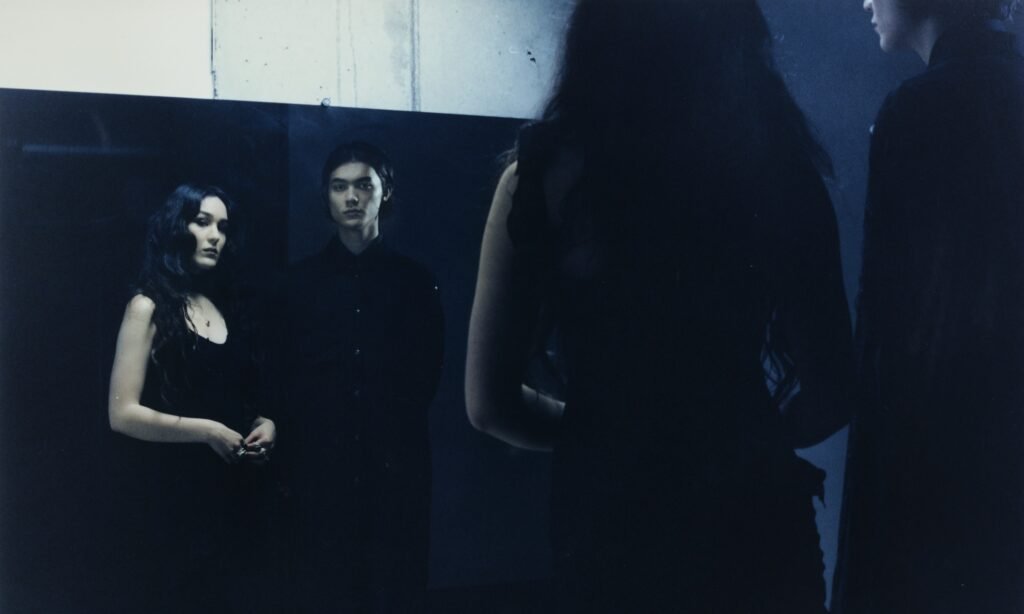 Sibling duo Wasia Project brings Nocturne Live to Melkweg