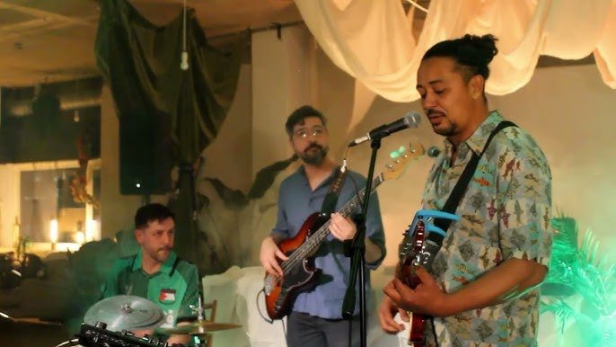 Free Afro-Brazilian rhythms and migration stories by Eddu Grau