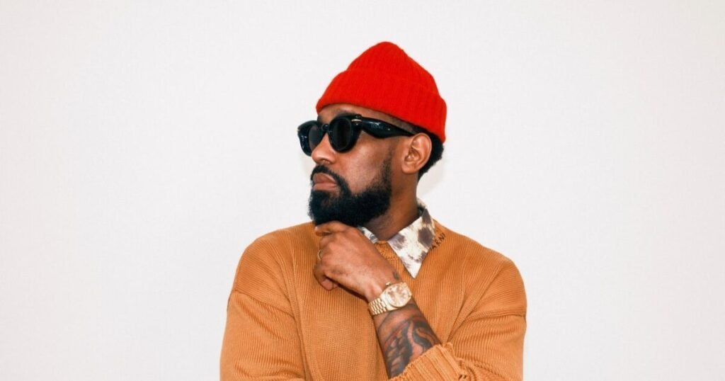 PJ Morton on stage in the Paradiso main hall