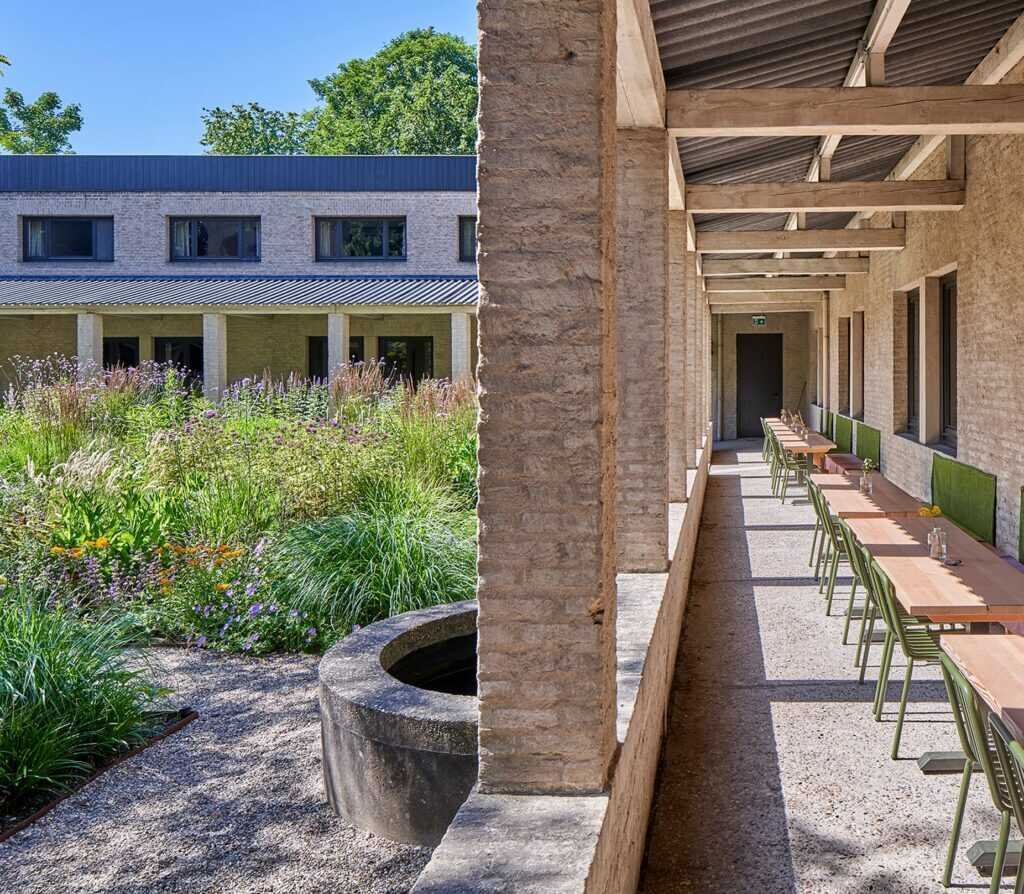 Tour the kitchen garden before an autumn Oogstdiner