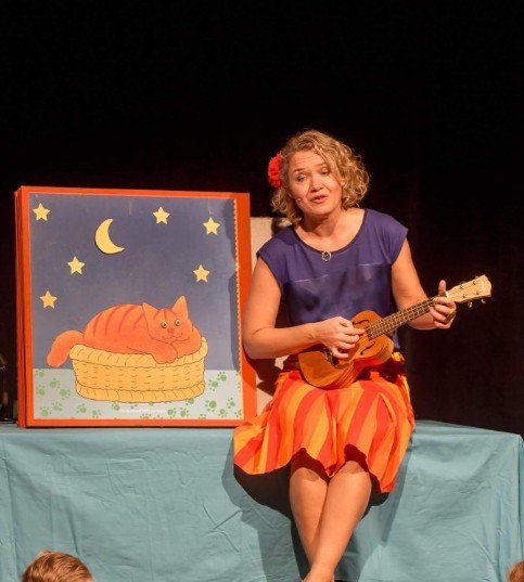 Dikkie Dik en de taart musical theatre for toddlers