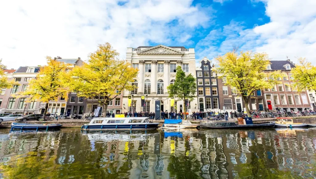 Amsterdam Dance Event opens across two hundred city stages