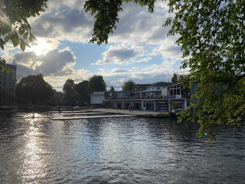 Free rowing try-out on the Amstel for 24 Hours Zuid