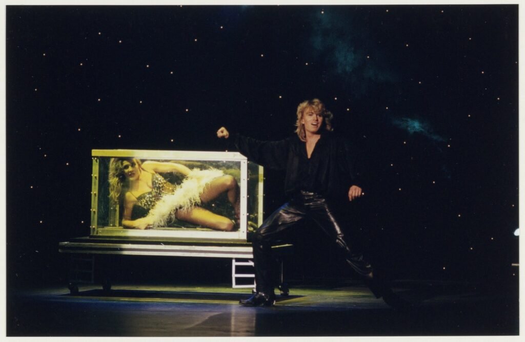 Illusionist_Hans_Klok2C_NL-HlmNHA_54037134-3