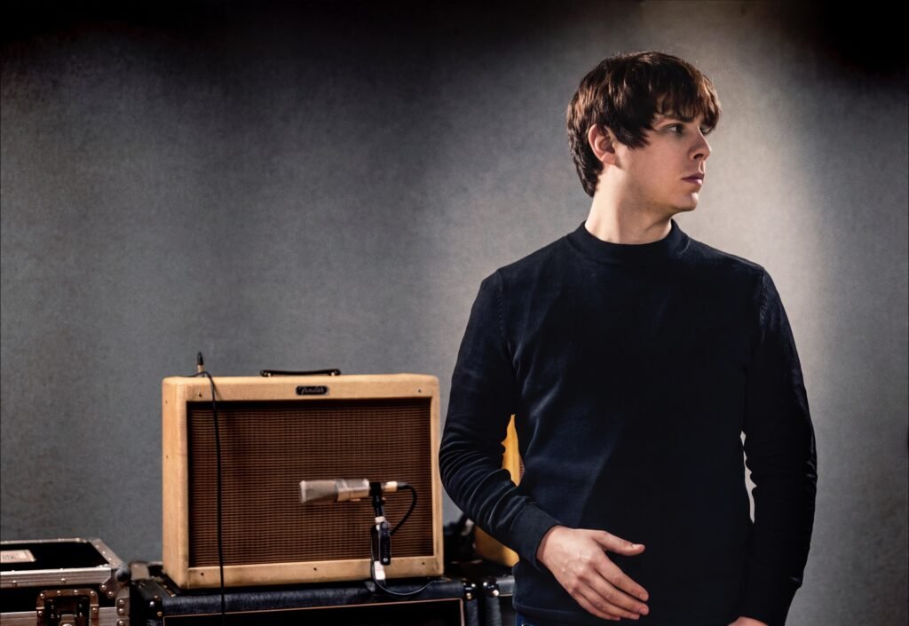 Jake Bugg on the MAX stage