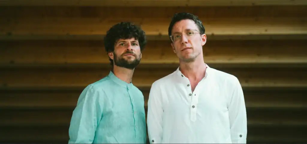 Acoustic duo set from Snarky Puppy founders