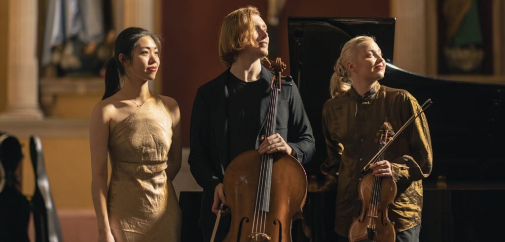 Chamber trios by Beethoven and Shostakovich