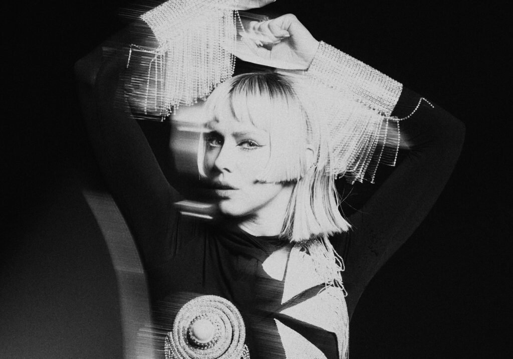 Norwegian pop singer Dagny at Melkweg