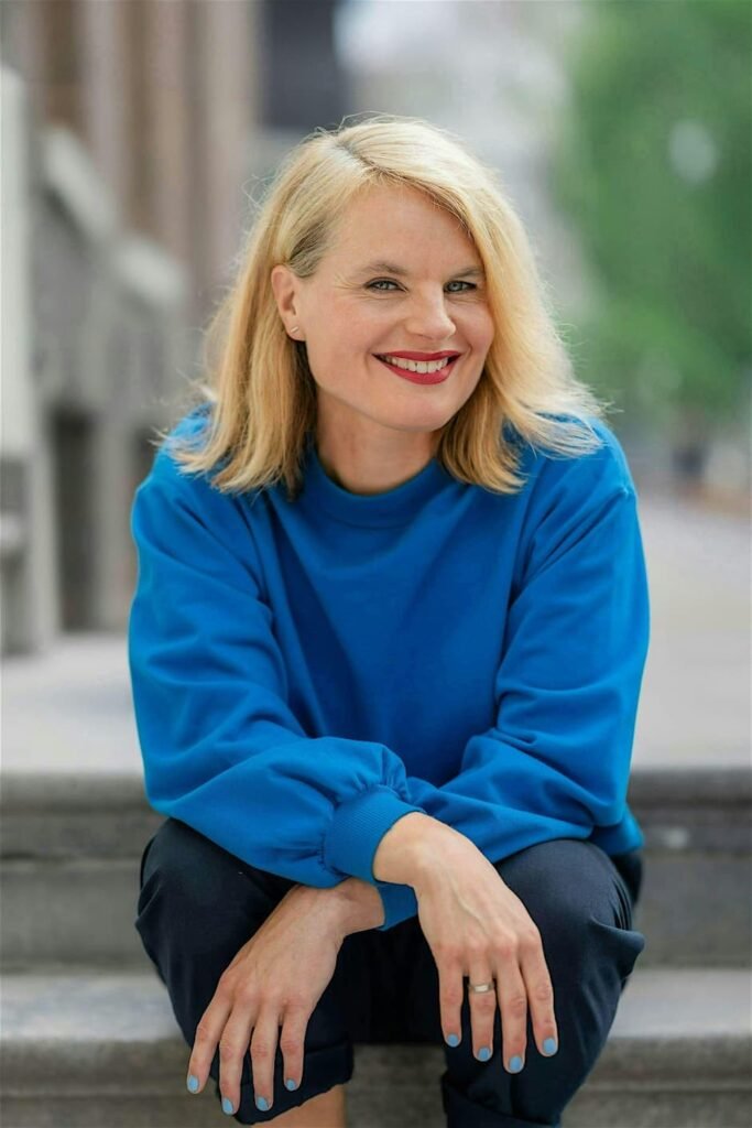Fashion without addiction keynote with Marieke Eyskoot