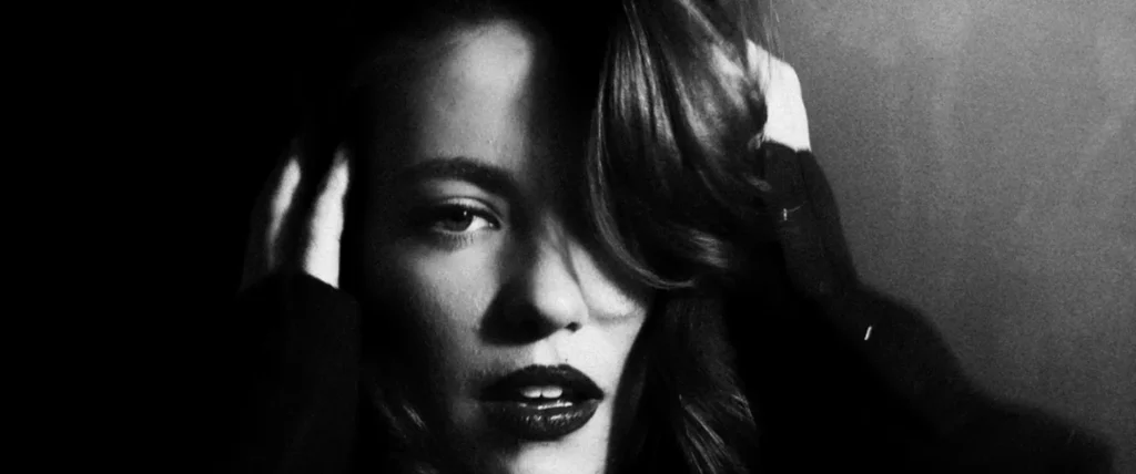 Allie Sherlock plays Tolhuistuin on her headline tour