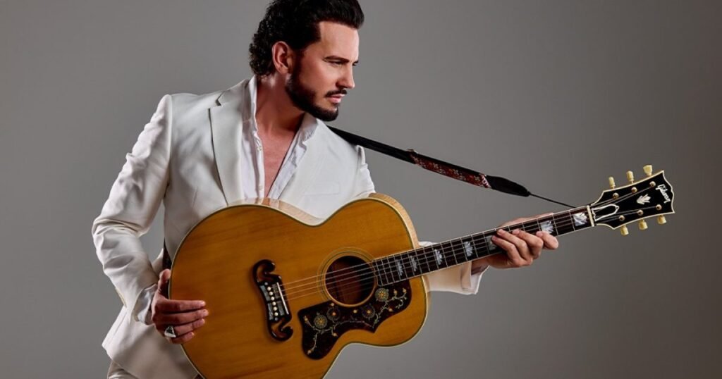 Bouke performs pop classics alongside The New Symphonics