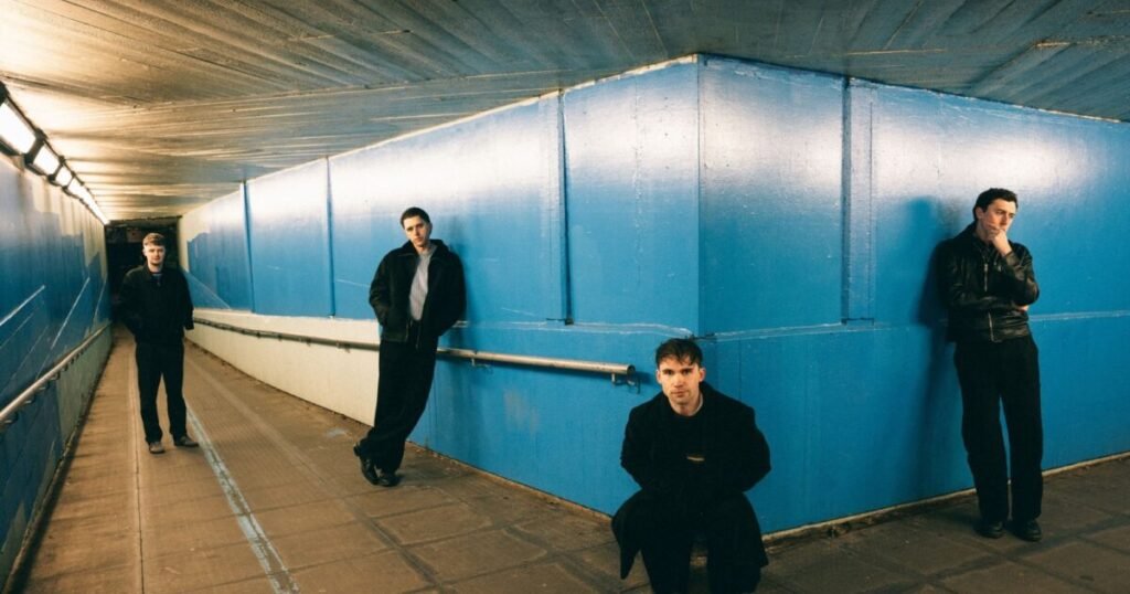 Post-punk quartet The Clockworks across the IJ