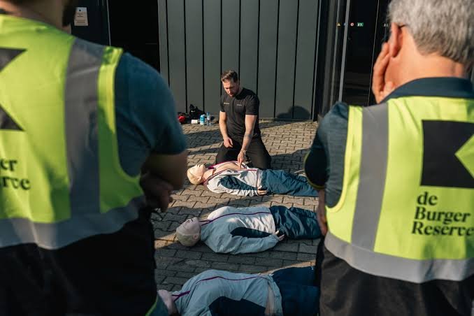 Civilian reservists gather for their first return day