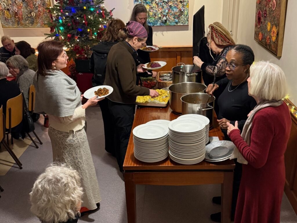 Surprise three-course community dinner at Keizersgrachtkerk