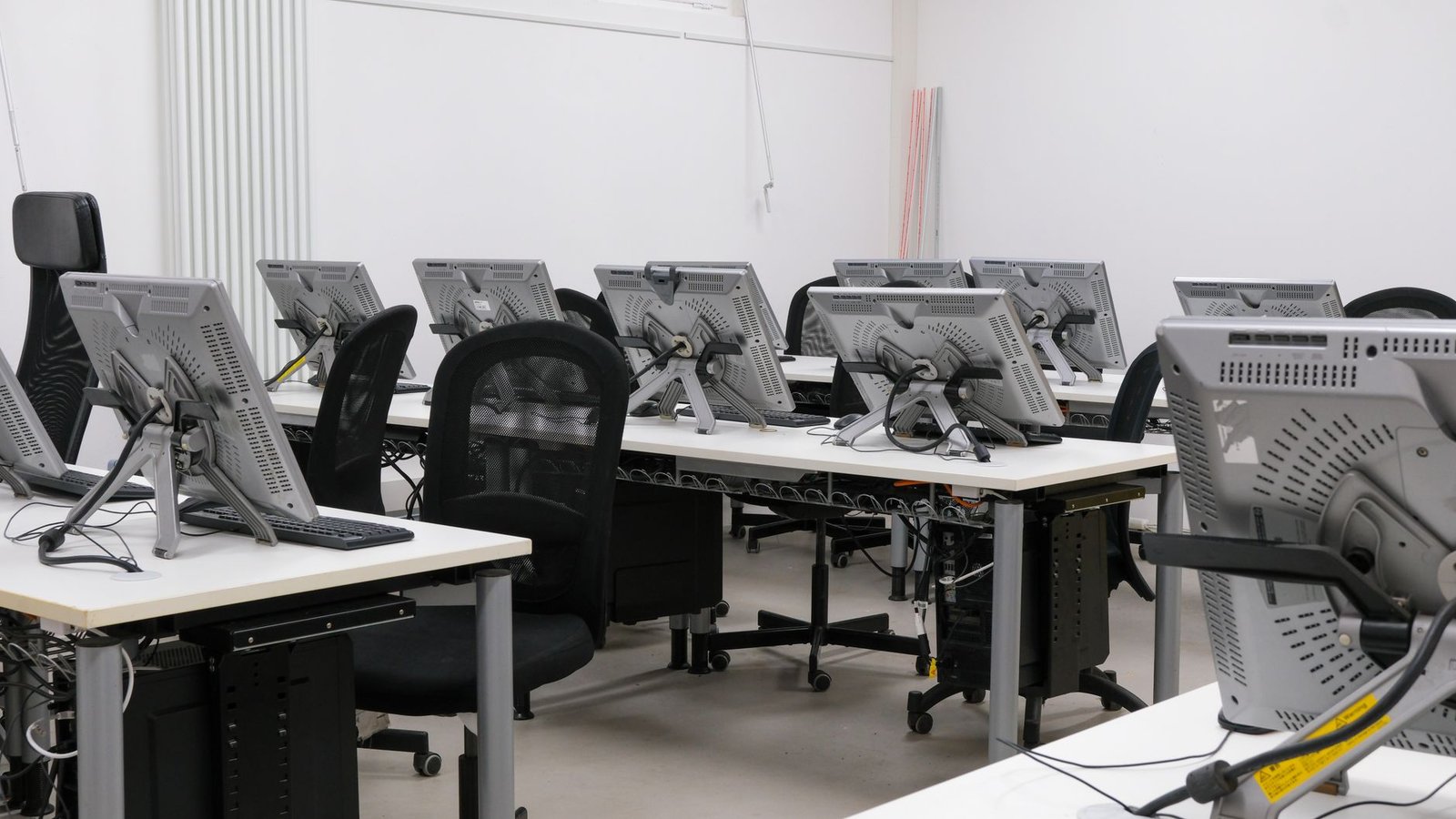 Noisy integration exam rooms draw growing criticism