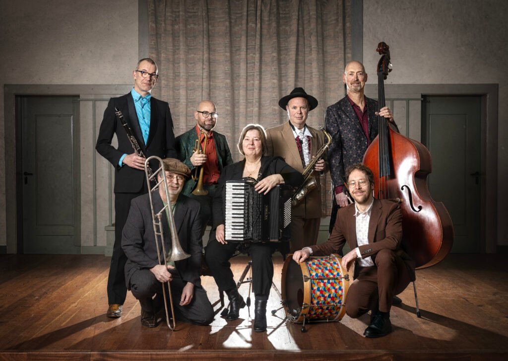 Klezmer, muziek in diaspora with the Amsterdam Klezmer Band