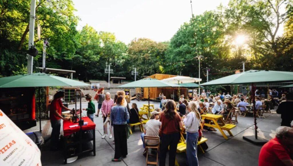 Bosfest fills the Amsterdamse Bos with woodland theatre