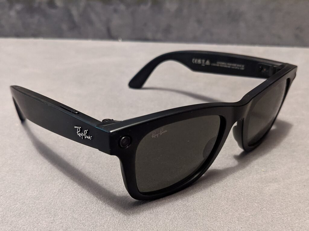 1920px-Ray-Ban_Stories-1